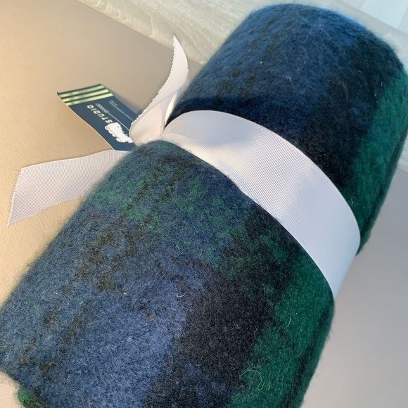 Max studio home decorative throw - Picture 4 of 6